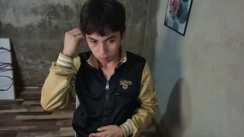 Snapshot of selene_0417 chatting on September 2025 06:44:02 PM Aprilane online show from September 2025 06:44:02 PM