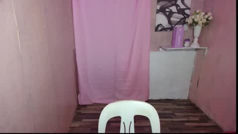 Snapshot of selene_0417 chatting on October 2025 09:28:01 AM Aprilane online show from October 2025 09:28:01 AM