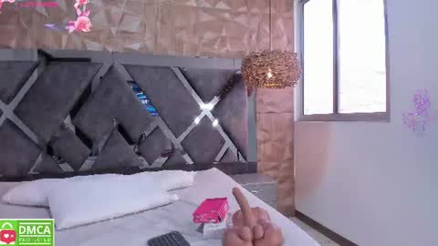 selene__lopez_ online show from June 2026 07:22:02 PM