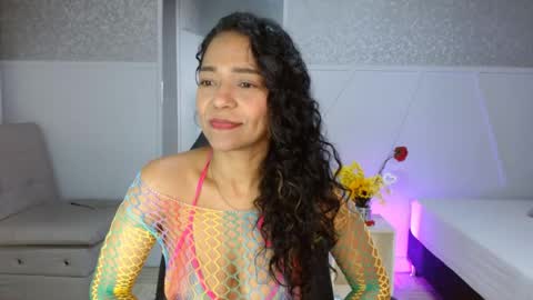 Selene online show from April 2026 02:34:02 PM