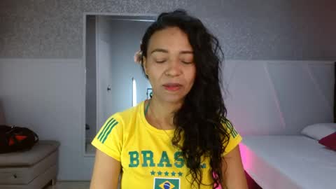 Selene online show from May 2026 02:33:01 PM