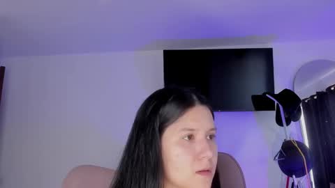 Alejandra  online show from September 2025 01:00:02 PM