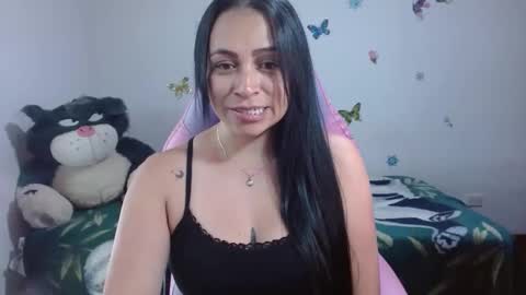 selene_mixx online show from May 2026 09:01:01 PM