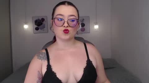 selene_rouse_ online show from May 2026 10:40:02 PM