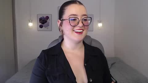 selene_rouse_ online show from May 2026 12:19:02 AM