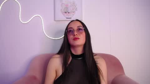 selene_swee online show from June 2026 10:18:02 PM