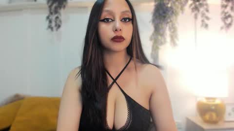 Selene  online show from December 2025 03:12:03 AM