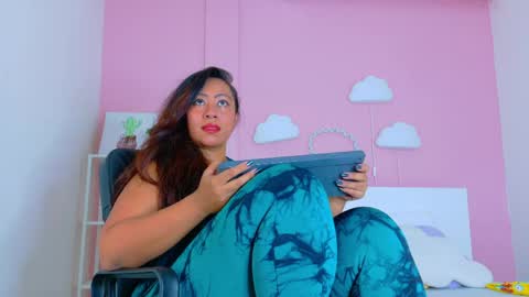 SELENE GIBSON online show from May 2026 07:22:02 PM