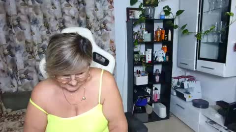 Snapshot of selenna57 chatting on December 2024 01:56:02 AM Selenna online show from December 2024 01:56:02 AM