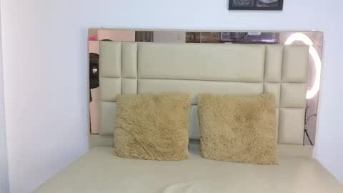 Selenna online show from October 2025 11:33:02 AM