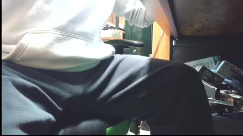 Snapshot of selfpound chatting on October 2025 01:11:01 PM selfpound online show from October 2025 01:11:01 PM