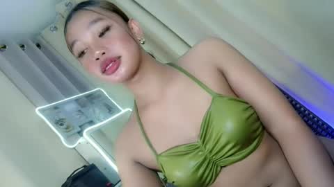 Jessy online show from June 2026 03:22:01 PM