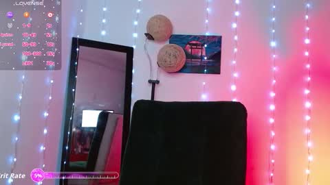 Snapshot of selikayle chatting on December 2025 10:18:02 PM Selen online show from December 2025 10:18:02 PM