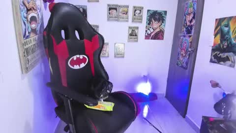 Snapshot of selina_kyl3 chatting on January 2025 02:57:02 AM Selinna Kyle online show from January 2025 02:57:02 AM