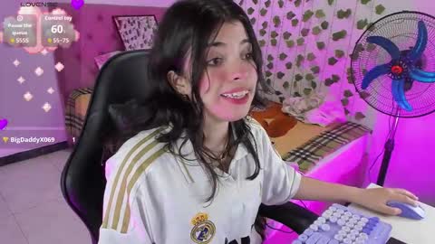 Snapshot of selina_lovers_ chatting on October 2025 02:08:02 AM Selina online show from October 2025 02:08:02 AM