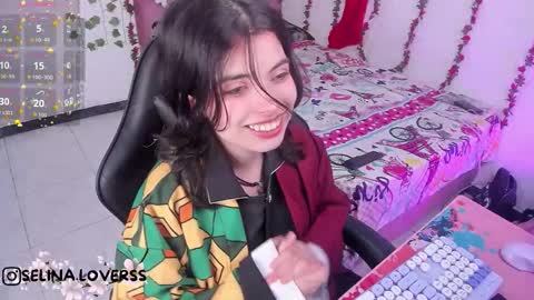 Selina online show from January 2026 06:49:01 AM