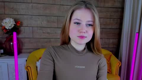 SelinSwarovski online show from February 2025 07:36:01 PM