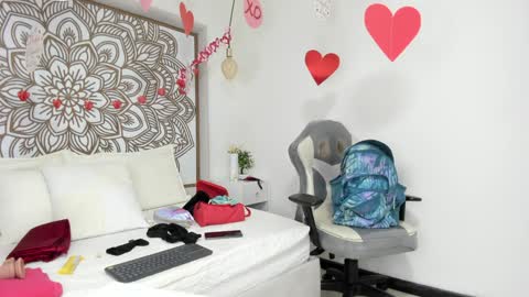 Snapshot of selket_ chatting on February 2025 11:02:01 AM Selket online show from February 2025 11:02:01 AM