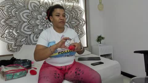 Selket online show from November 2025 11:43:01 AM