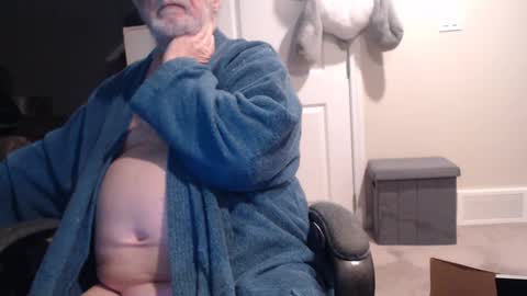 Snapshot of selkie2s chatting on February 2025 11:43:02 AM selkie2s online show from February 2025 11:43:02 AM
