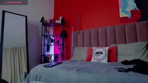 Nicole online show from February 2025 01:52:02 AM