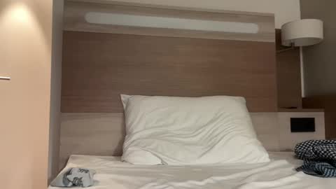 semi40 online show from February 2025 06:40:01 PM