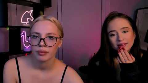 Snapshot of sendi_cais chatting on October 2025 08:35:01 AM Sendi online show from October 2025 08:35:01 AM