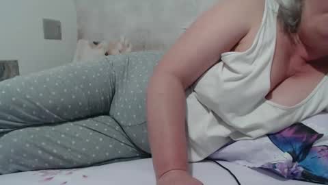 Lenna online show from December 2024 10:13:01 AM