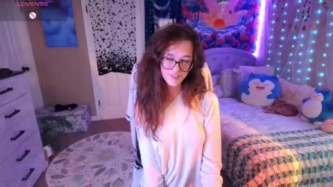 Snapshot of sennawild chatting on September 2025 09:49:02 PM online show from September 2025 09:49:02 PM