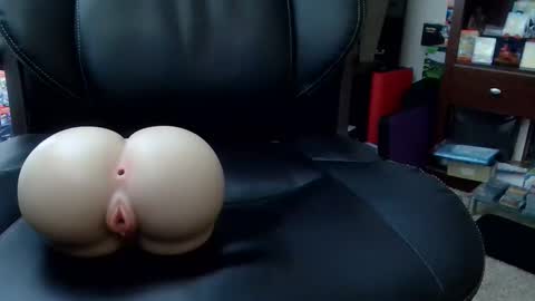 Snapshot of senorgrower chatting on April 2026 05:12:02 AM Mr. Watch Me Grow online show from April 2026 05:12:02 AM