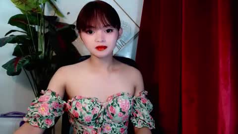 Snapshot of sensational_yeng chatting on October 2025 02:23:02 PM sensational_yeng online show from October 2025 02:23:02 PM