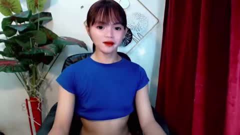 sensational_yeng online show from November 2025 10:53:02 PM