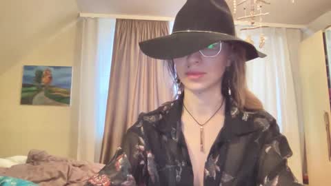 senseinner online show from September 2025 01:16:01 PM