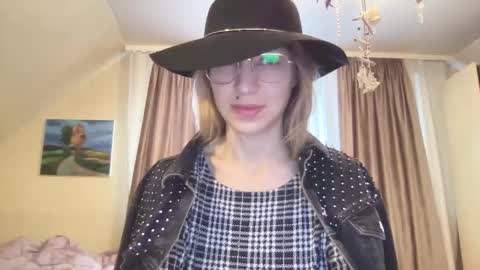 senseinner online show from October 2025 01:20:02 PM