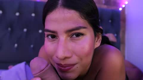 Snapshot of senssual_goddess chatting on November 2025 04:35:01 PM senssual_goddess online show from November 2025 04:35:01 PM