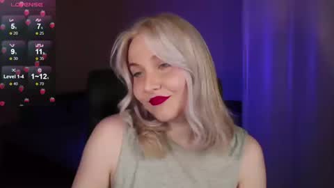 Ilona online show from October 2025 07:25:02 PM