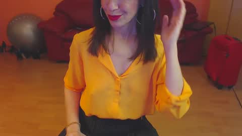 Snapshot of sensualmyra chatting on January 2025 01:47:02 PM sensualmyra online show from January 2025 01:47:02 PM