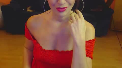 sensualmyra online show from February 2026 02:25:01 PM