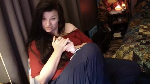 Snapshot of sentfrmheaven chatting on December 2025 01:04:02 PM Tara online show from December 2025 01:04:02 PM