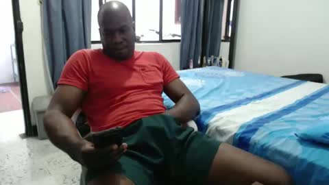 Snapshot of senyeiblack chatting on December 2025 09:42:02 PM Jose online show from December 2025 09:42:02 PM