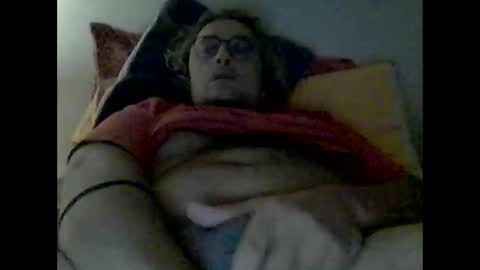 Snapshot of senzapensare chatting on October 2025 07:45:02 PM senzapensare online show from October 2025 07:45:02 PM