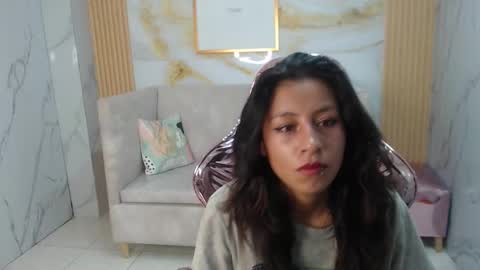 serabella_s online show from November 2025 03:58:02 PM