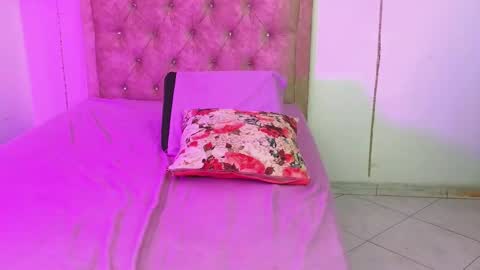 Snapshot of serafina_ chatting on January 2025 03:58:01 PM serafina_ online show from January 2025 03:58:01 PM
