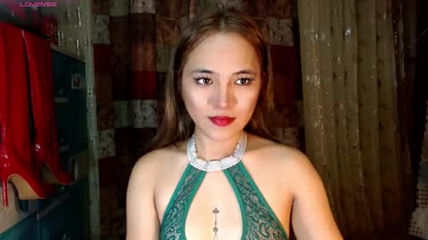 Snapshot of seraphinaheather chatting on February 2026 04:20:02 AM Chloe online show from February 2026 04:20:02 AM