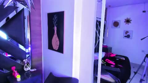 seraphine_nyx online show from July 2026 10:39:02 AM