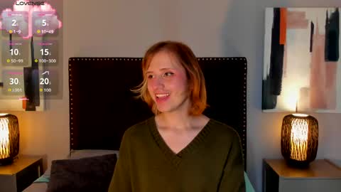 Snapshot of seraphine_star chatting on April 2026 01:05:01 AM Seraphine star online show from April 2026 01:05:01 AM