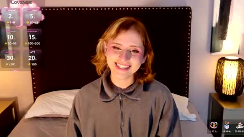 Snapshot of seraphine_star chatting on April 2026 02:46:02 AM Seraphine star online show from April 2026 02:46:02 AM