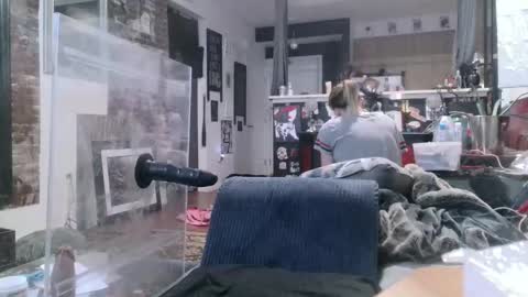 Snapshot of seraphyx33 chatting on September 2025 05:16:02 PM seraphyx33 online show from September 2025 05:16:02 PM