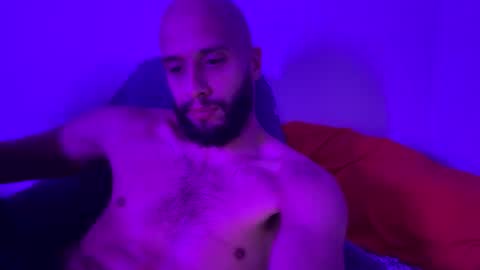 serebob4 online show from November 2025 12:34:01 PM