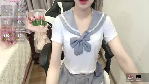 Snapshot of serena_angel18 chatting on October 2025 01:32:01 PM Serena online show from October 2025 01:32:01 PM